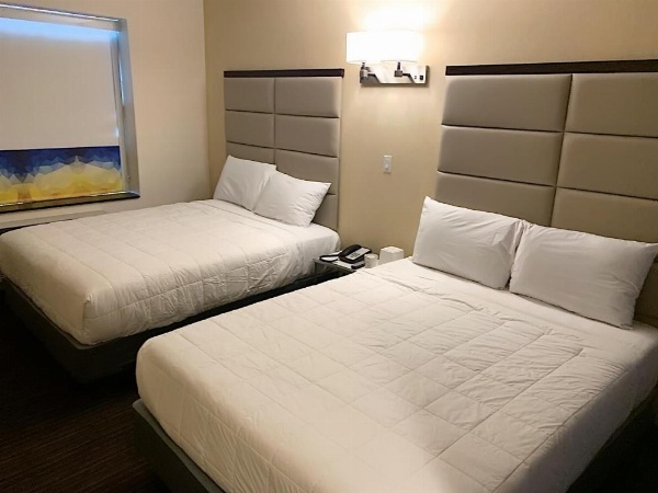 7 Days Hotel image 39